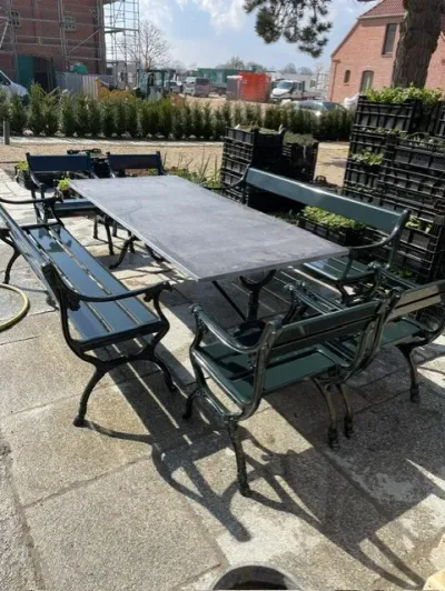 Alte Gusseisen Gartenmöbel